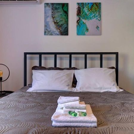 Town Square Apartment Prisztina Zewnętrze zdjęcie