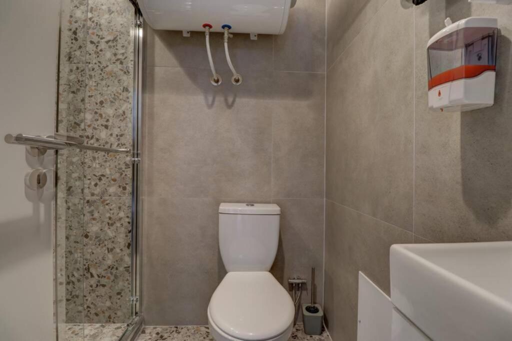 Town Square Apartment Prisztina Zewnętrze zdjęcie